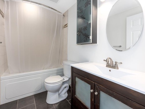 84 Queen Anne Close Se, Calgary, AB - Indoor Photo Showing Bathroom