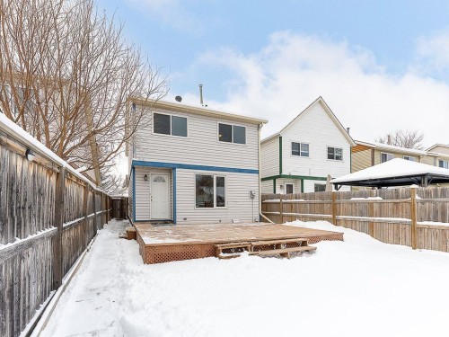 84 Queen Anne Close Se, Calgary, AB - Outdoor
