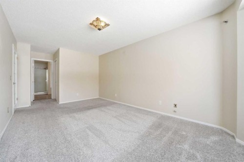 59 Sunlake Close Se, Calgary, AB - Indoor Photo Showing Other Room