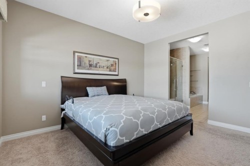 1929 High Park Circle Nw, High River, AB - Indoor Photo Showing Bedroom