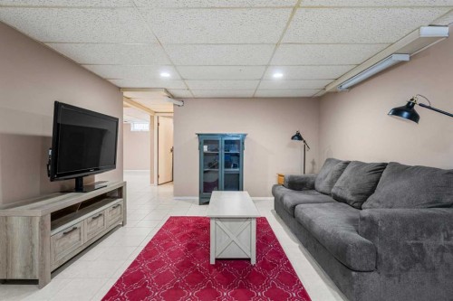 14520 Parkside Drive Se, Calgary, AB - Indoor Photo Showing Basement
