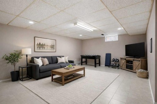 14520 Parkside Drive Se, Calgary, AB - Indoor Photo Showing Basement