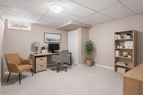 14520 Parkside Drive Se, Calgary, AB - Indoor Photo Showing Other Room