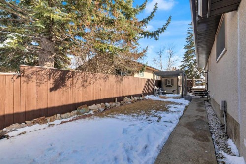 6004 Maddock Drive Ne, Calgary, AB - Outdoor