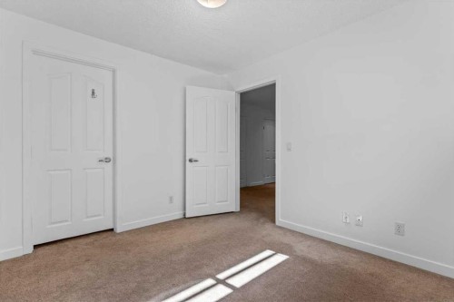57 Everwillow Boulevard Sw, Calgary, AB - Indoor Photo Showing Other Room