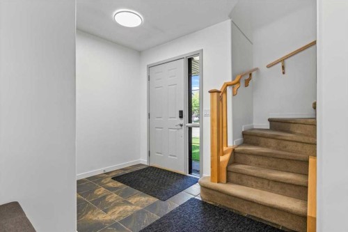 57 Everwillow Boulevard Sw, Calgary, AB - Indoor Photo Showing Other Room