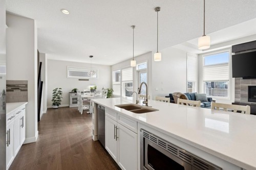 293 Boulder Creek Crescent, Langdon, AB - Indoor Photo Showing Kitchen With Double Sink With Upgraded Kitchen