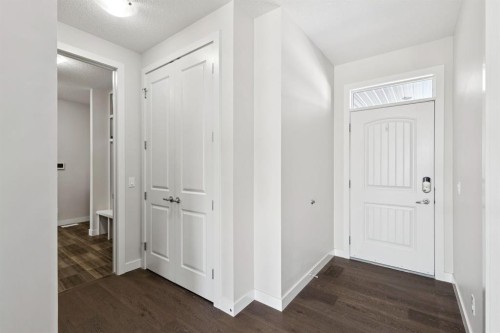 293 Boulder Creek Crescent, Langdon, AB - Indoor Photo Showing Other Room