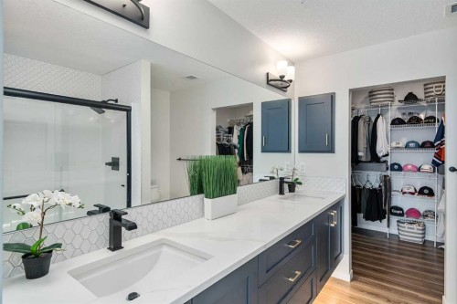 1306-42 Cranbrook Gardens Se, Calgary, AB - Indoor Photo Showing Bathroom