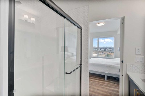 1306-42 Cranbrook Gardens Se, Calgary, AB - Indoor Photo Showing Bathroom