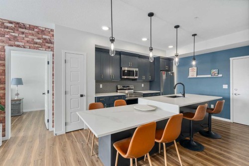 1306-42 Cranbrook Gardens Se, Calgary, AB - Indoor