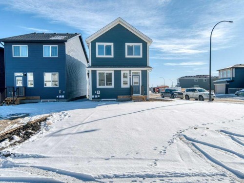 105 Creekstone Manor Sw, Calgary, AB - Outdoor