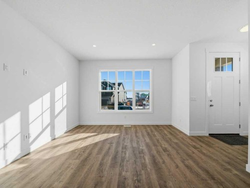 105 Creekstone Manor Sw, Calgary, AB - Indoor Photo Showing Other Room
