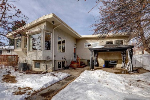4816 Nelson Road Nw, Calgary, AB - Outdoor