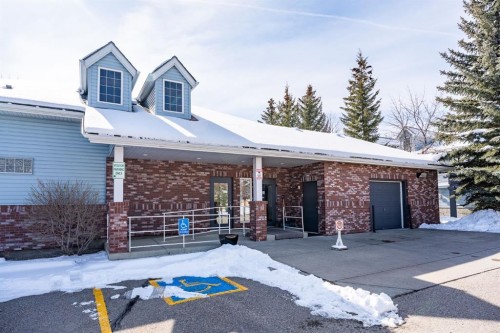 216 Valley Ridge Heights Nw, Calgary, AB - Outdoor