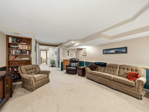 237 28 Avenue Nw, Calgary, AB - Indoor