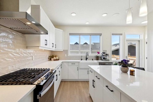 87 Setonstone Landing Se, Calgary, AB - Indoor Photo Showing Kitchen With Upgraded Kitchen