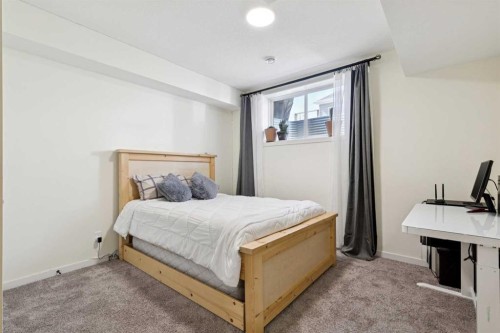 87 Setonstone Landing Se, Calgary, AB - Indoor Photo Showing Bedroom
