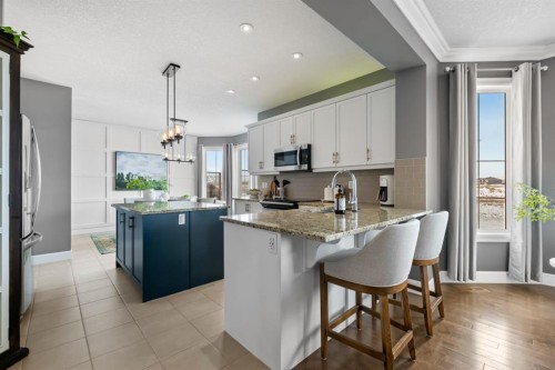 178 Windridge Road Sw, Airdrie, AB - Indoor Photo Showing Kitchen With Stainless Steel Kitchen With Upgraded Kitchen