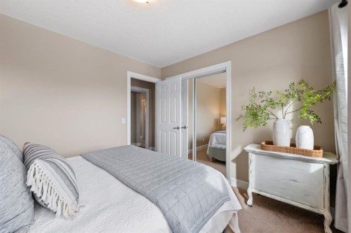 178 Windridge Road Sw, Airdrie, AB - Indoor Photo Showing Bedroom