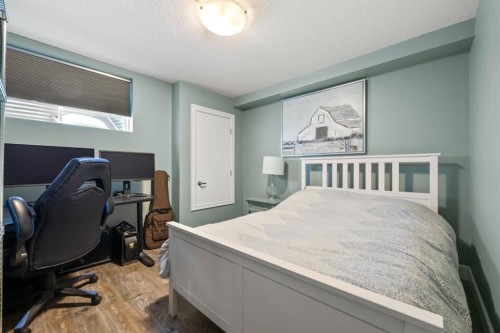 178 Windridge Road Sw, Airdrie, AB - Indoor Photo Showing Bedroom