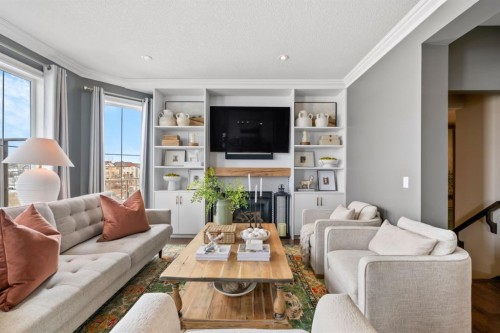 178 Windridge Road Sw, Airdrie, AB - Indoor Photo Showing Living Room