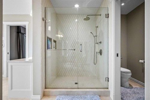 136 Patrick View Sw, Calgary, AB - Indoor Photo Showing Bathroom