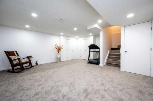 60 Covecreek Mews Ne, Calgary, AB - Indoor