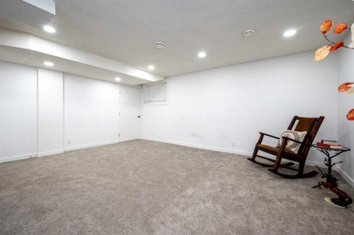 60 Covecreek Mews Ne, Calgary, AB - Indoor