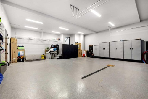 71 Birchcliff Road, Birchcliff, AB - Indoor Photo Showing Garage