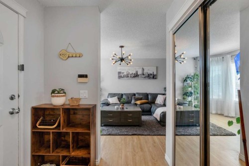 179 Saddlemead Road Ne, Calgary, AB - Indoor Photo Showing Other Room