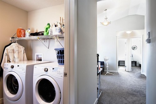 193 Redstone Common Ne, Calgary, AB - Indoor Photo Showing Laundry Room