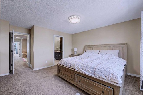 80 Chaparral Valley Crescent Se, Calgary, AB - Indoor Photo Showing Bedroom