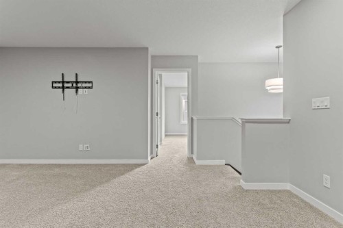 109 Mallard Grove Se, Calgary, AB - Indoor Photo Showing Other Room