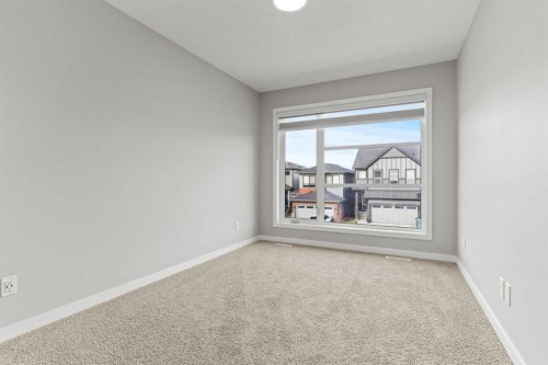 109 Mallard Grove Se, Calgary, AB - Indoor Photo Showing Other Room