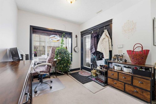 224 Everbrook Way Sw, Calgary, AB - Indoor Photo Showing Office