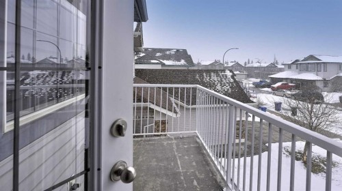 139 Coopers Close Sw, Airdrie, AB - Outdoor With Balcony