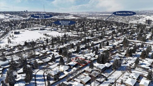 140 Waterloo Drive Sw, Calgary, AB - Outdoor With View