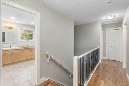 152 Lake Mead Crescent Se, Calgary, AB - Indoor Photo Showing Other Room