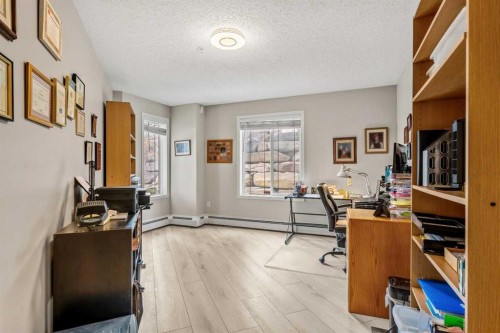 2111 Millrise Point Sw, Calgary, AB - Indoor