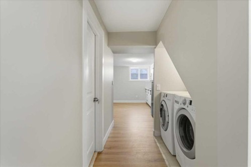 172 Abinger Crescent Ne, Calgary, AB - Indoor Photo Showing Laundry Room