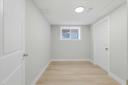 172 Abinger Crescent Ne, Calgary, AB - Indoor Photo Showing Other Room