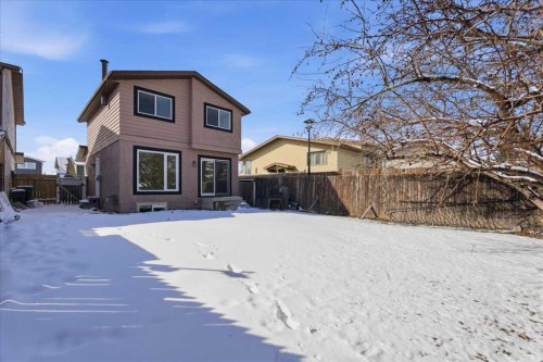172 Abinger Crescent Ne, Calgary, AB - Outdoor