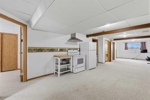 77 Bridleglen Road Sw, Calgary, AB - Indoor