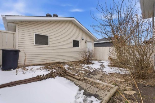 77 Bridleglen Road Sw, Calgary, AB - Outdoor