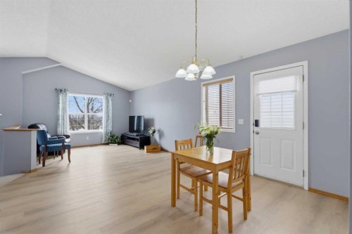 77 Bridleglen Road Sw, Calgary, AB - Indoor