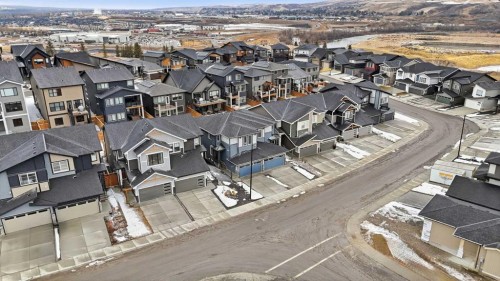 316 Precedence Hill, Cochrane, AB - Outdoor