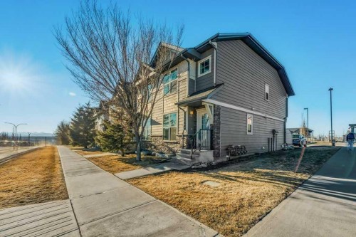 731-101 Sunset Drive, Cochrane, AB - Outdoor