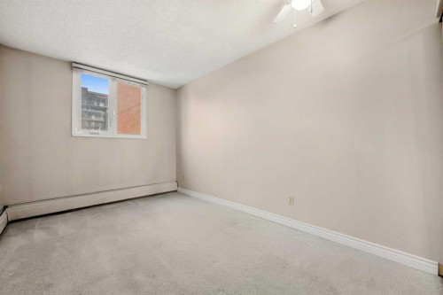 1209-738 3 Avenue Sw, Calgary, AB - Indoor Photo Showing Other Room