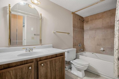 1209-738 3 Avenue Sw, Calgary, AB - Indoor Photo Showing Bathroom